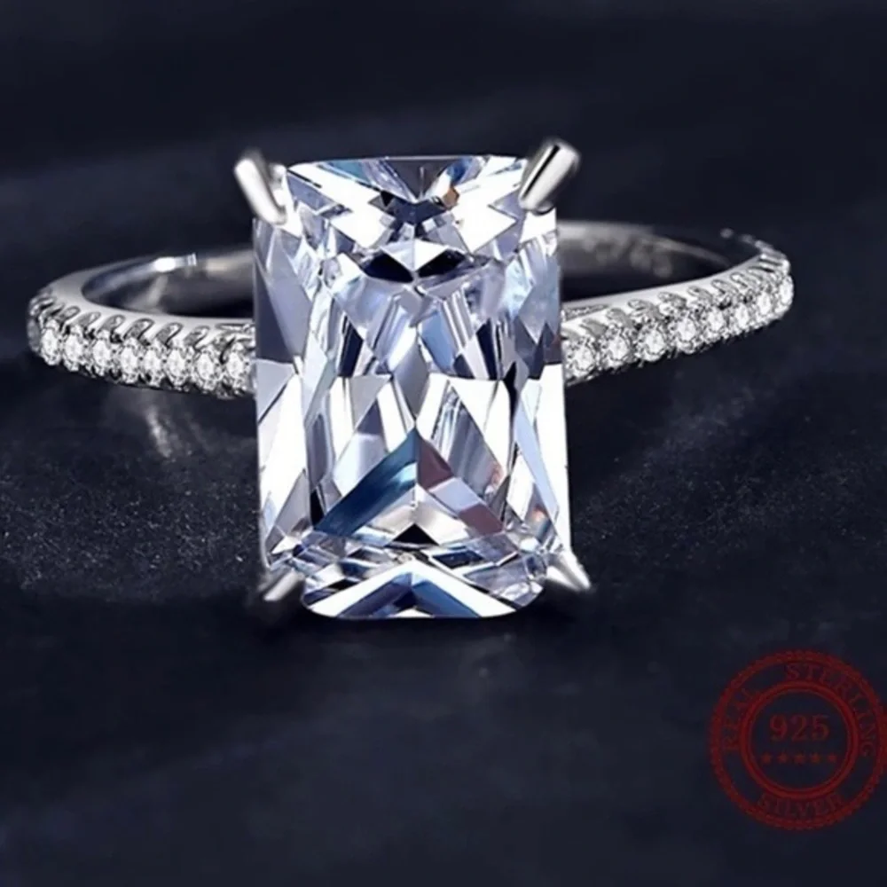 925 Sterling Silver Emerald Cut CZ Ring